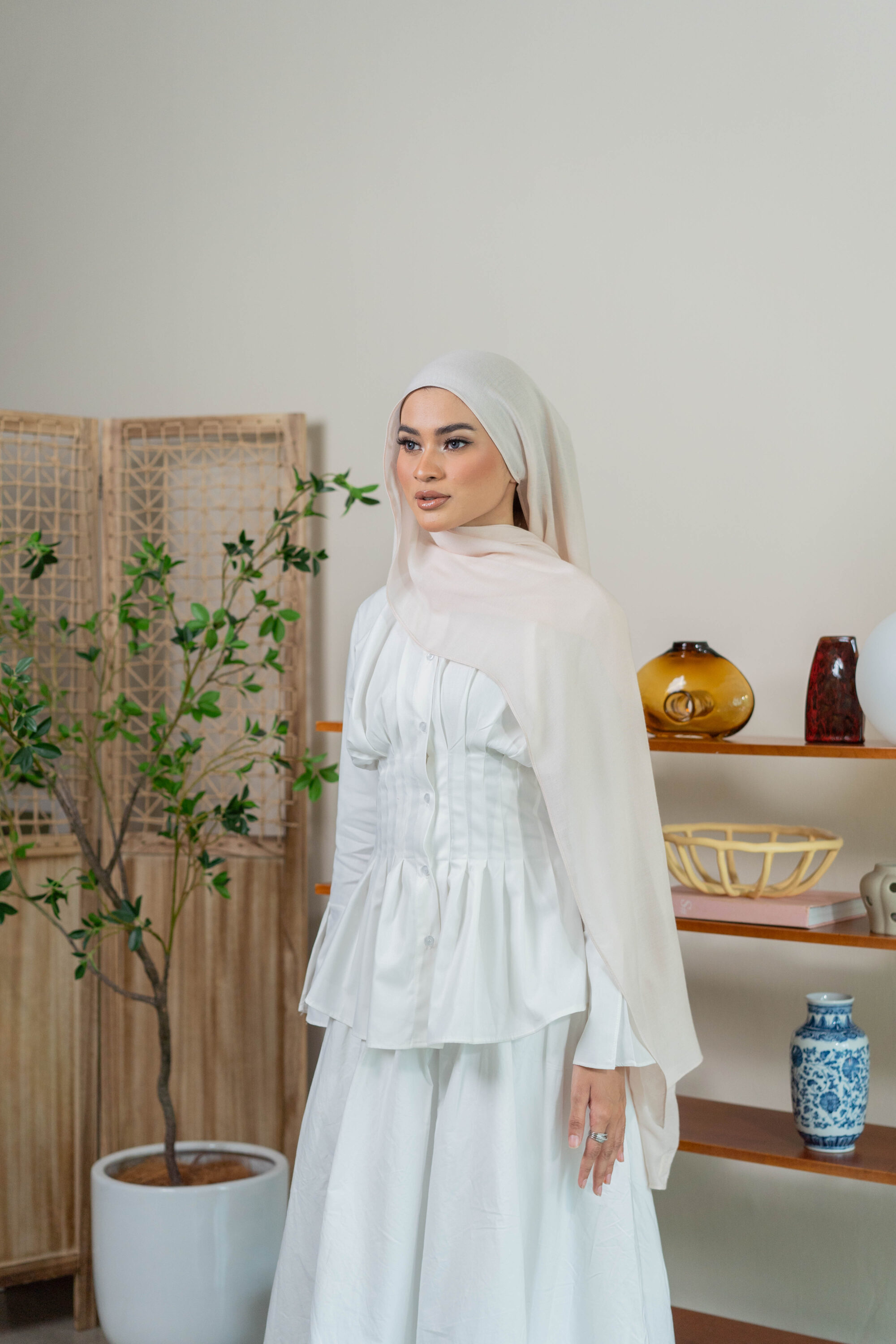 Elegant - Image 2